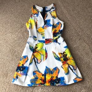 🥰👗Milly Floral Dress w/ Gold Exposed Zipper👗🥰